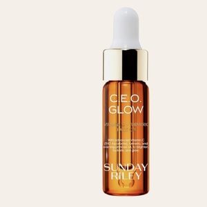 Sunday Riley C.E.O Glow travel/mini sz 0.17oz (NWT)